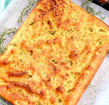 Фокачча з часником і розмарином (Focaccia con aglio e rosmarino)