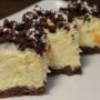 Cирник більше не печу: ніжна сирна начинка і смачне шоколадне тісто, ідеальне поєднання