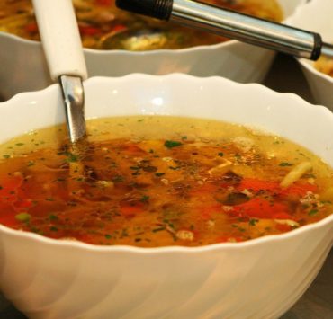 Готуємо в мультиварці смачний овочевий суп без м'яса