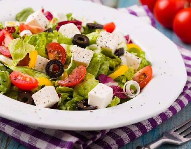 Грецький салат: покрокові рецепти приготування салату з фото
