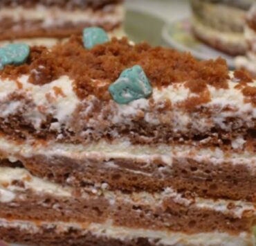 Знаменитий новорічний торт “Віденський”. Ви полюбите його з першого шматочка!