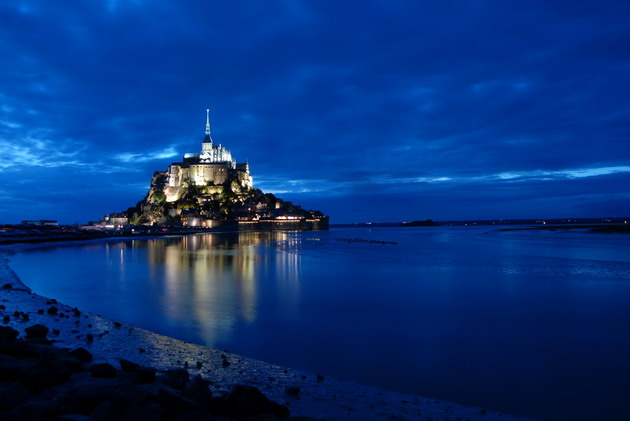 Замок Мон-Сен-Мішель - один з найромантичніших замків старого світу (9)