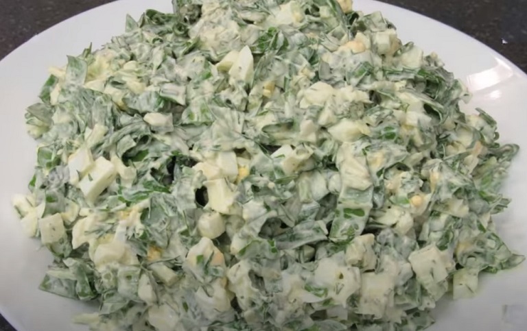 Весняні салати на будь-який смак! Відразу 4 рецепта салатів на кожен день