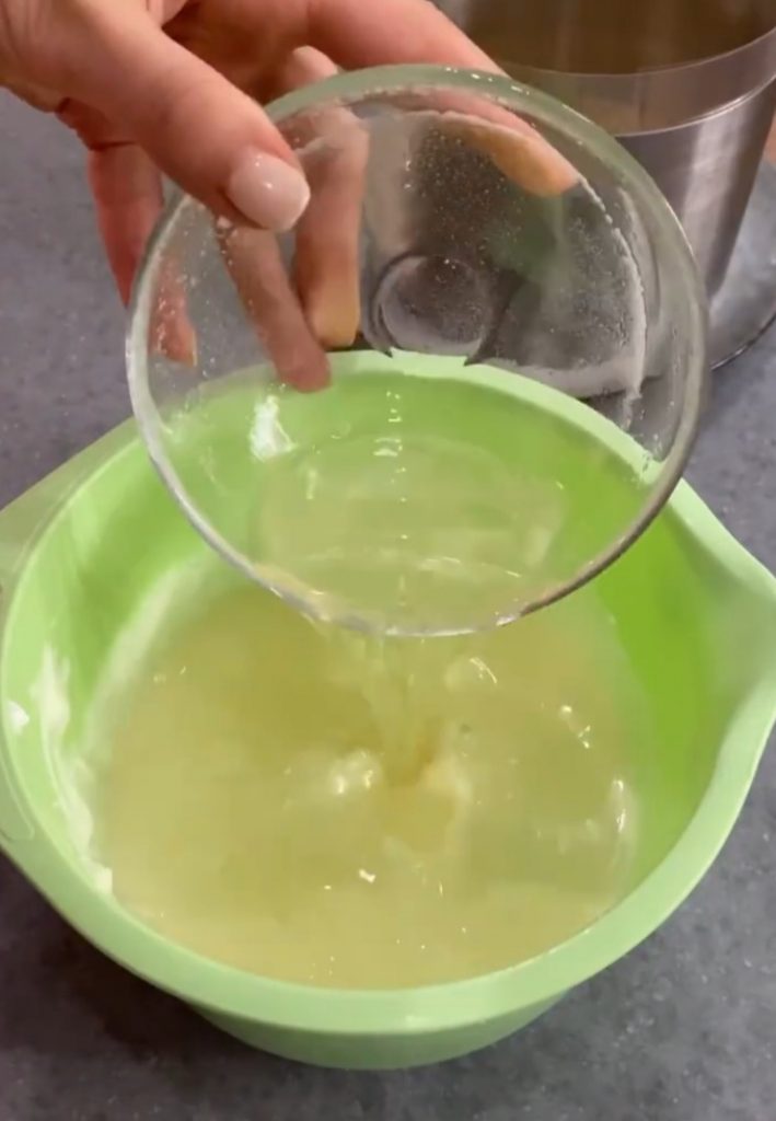 Ягідний мусовий чізкейк (без випічки) - рецепт ніжного та смачного десерту
